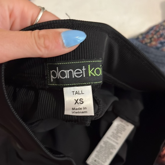 Nursing scrubs - Picture 3 of 3